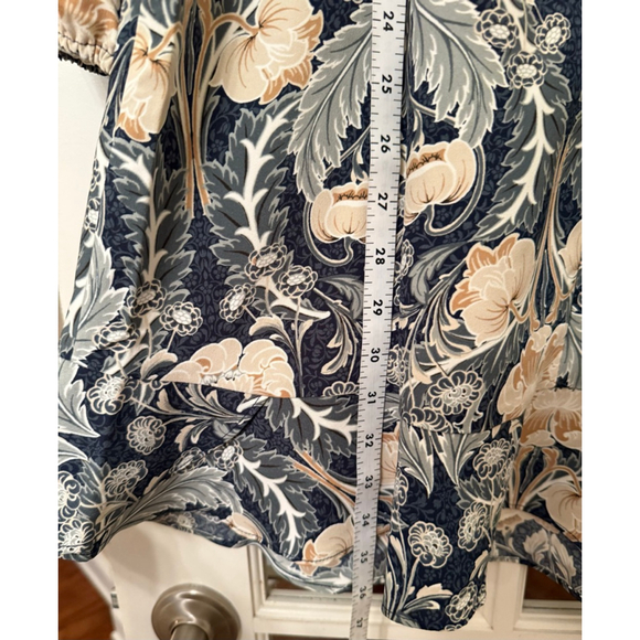 NWT Women's LOFT Petite Long Sleeve Dress Size 10P Navy Beige Floral - Picture 10 of 10